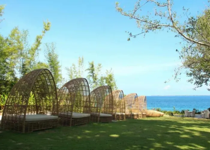 Mactan Newtow Enjoy Family Staycation *